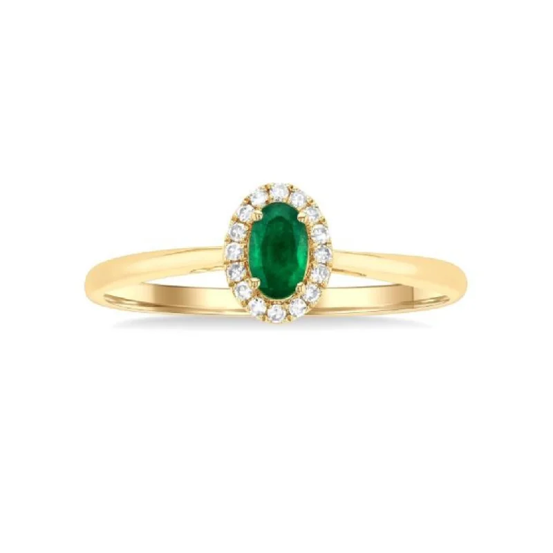 Soft aquamarine gemstone rings with sea charm -Emerald and Diamond Ring