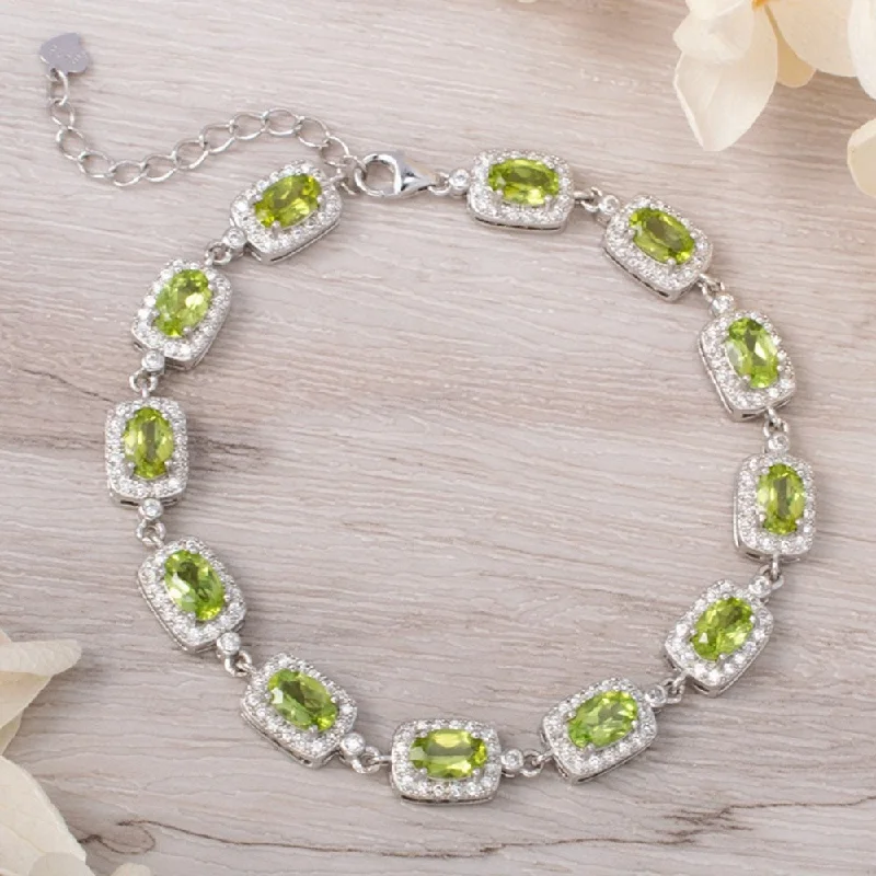 Classic pearl bracelets dangling with white grace -Natural Peridot Stone Bracelet