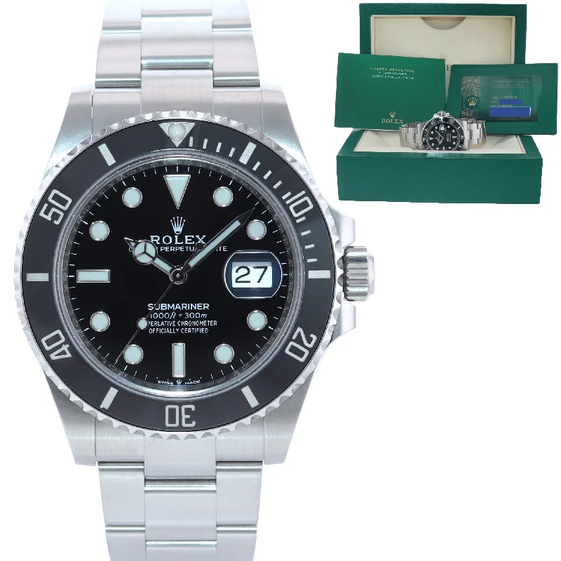 Men's watches with intricate detailing on the dials for a luxurious and stylish finish -PAPERS 2021 PAPERS Rolex Submariner 41mm Ceramic 126610 Watch Box