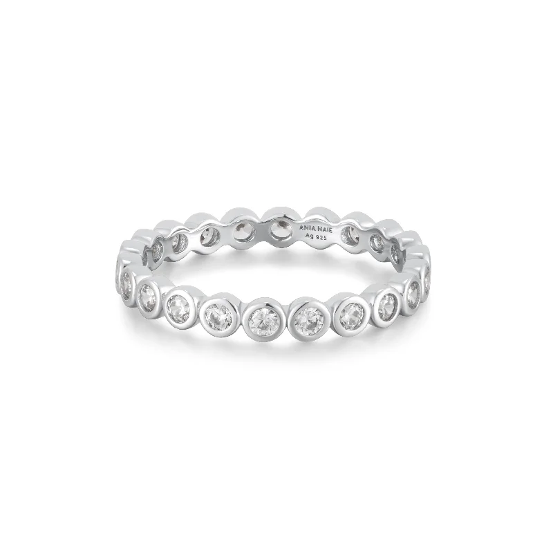 Smooth pearl gemstone rings for classic beauty -Silver Bezel Set Ring