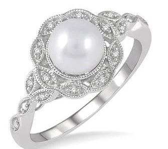 Lustrous pearl gemstone rings enhancing simple sophistication -SILVER PEARL & DIAMOND RING